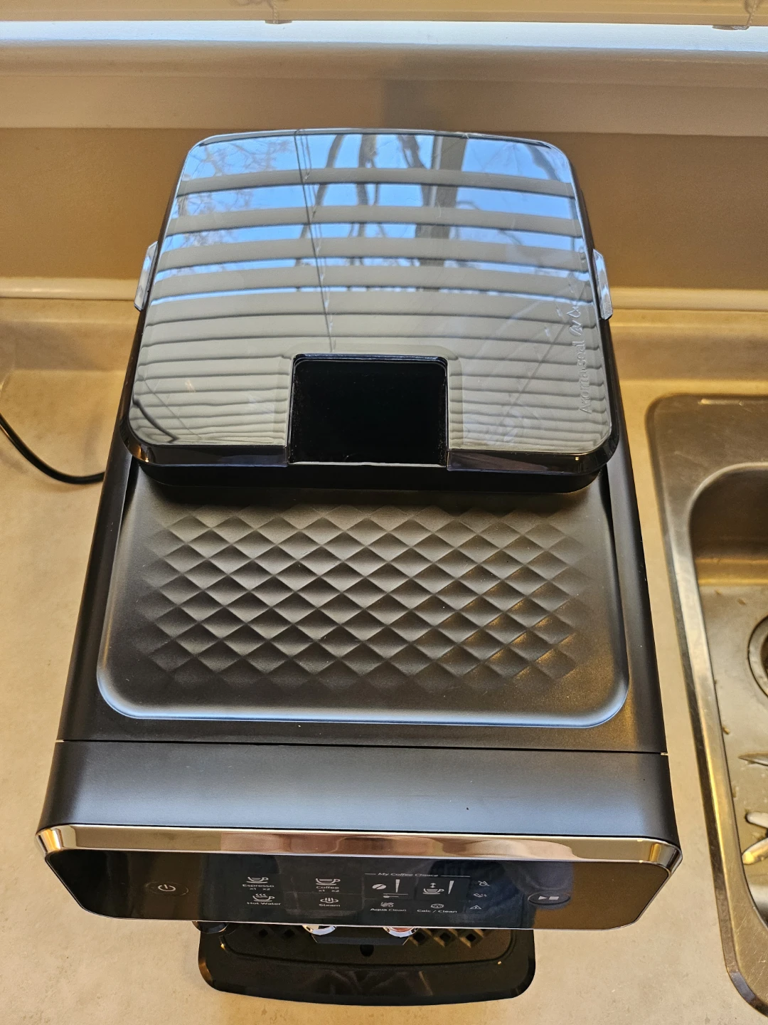 Philips 2200 Series Fully Automatic Espresso and Coffee Machine - photo 4