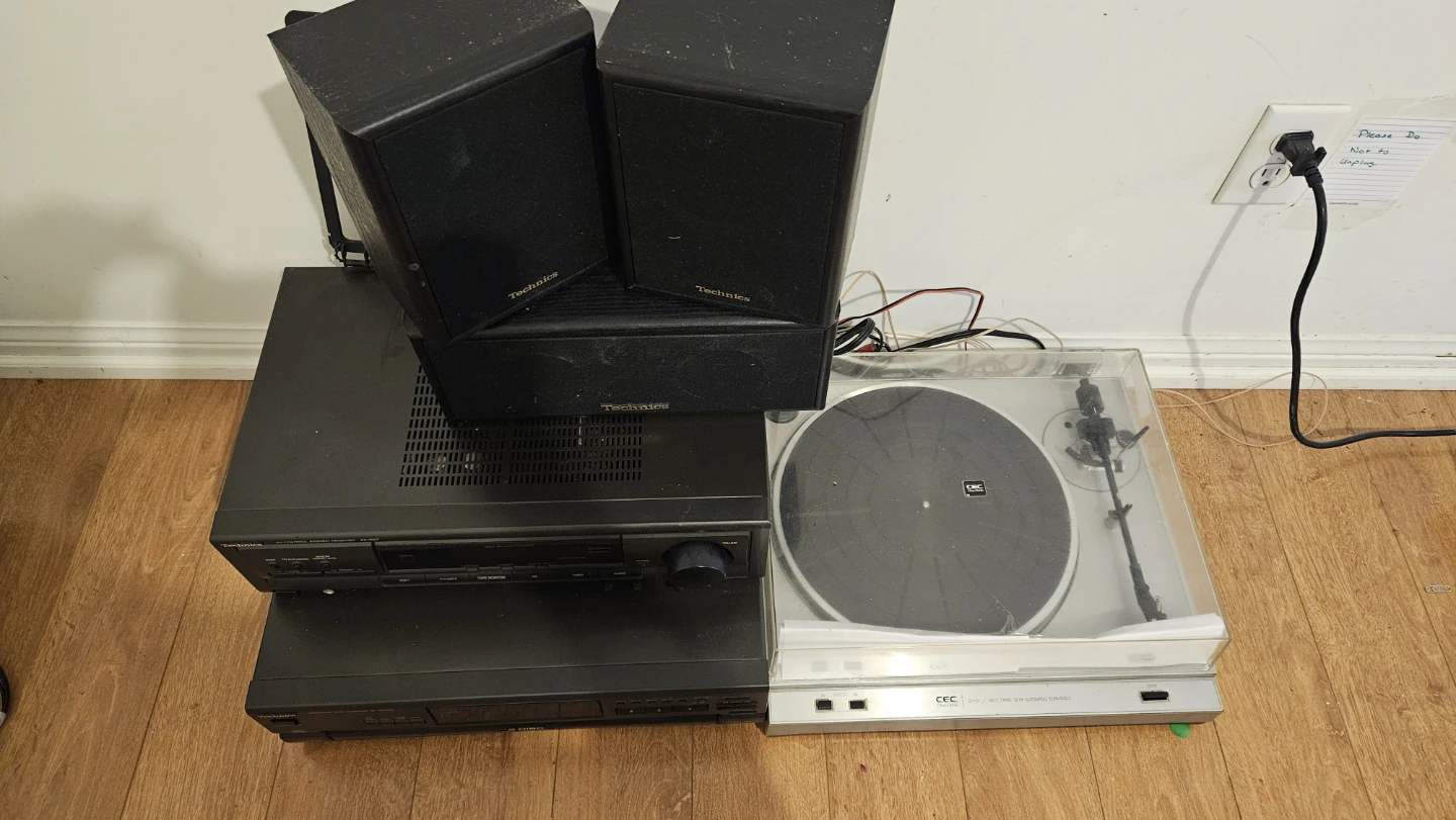 Technics Stereo System with Speakers and CEC Turntable - photo 2