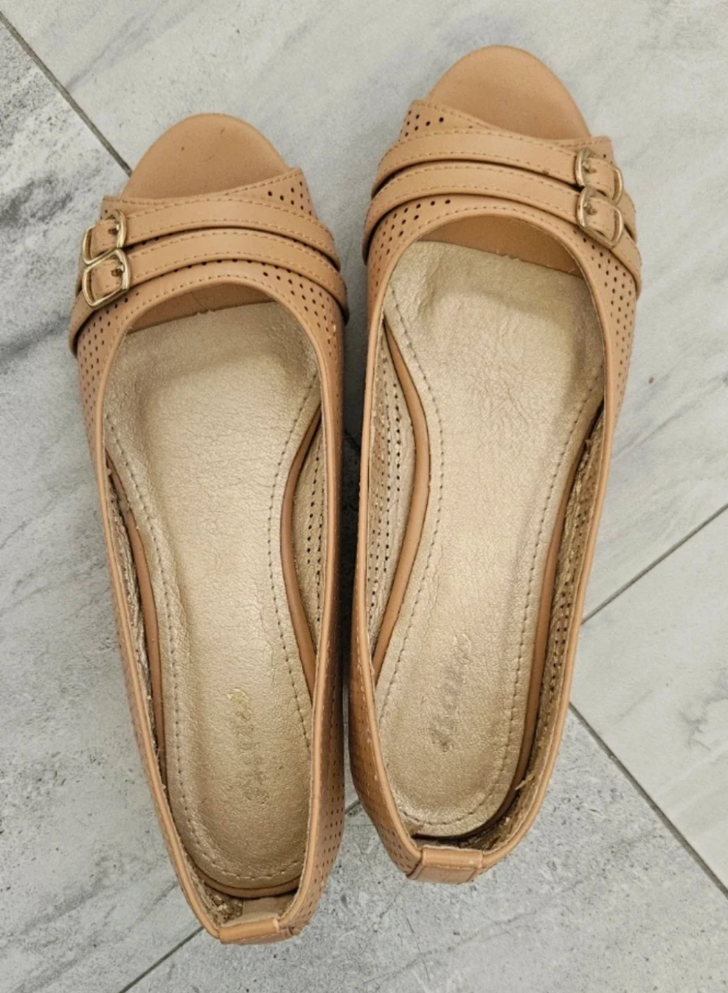 Bata Women's Tan Perforated Ballet Flats Size 6.5