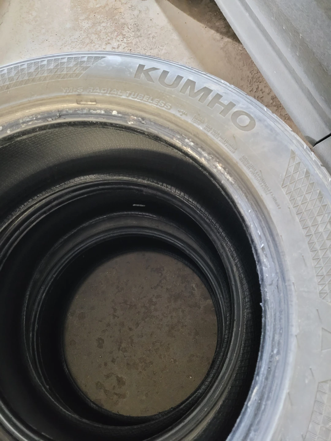 Kumho Crugen HP71 Tires 235/55 R18 All Season  3 tires - photo 2