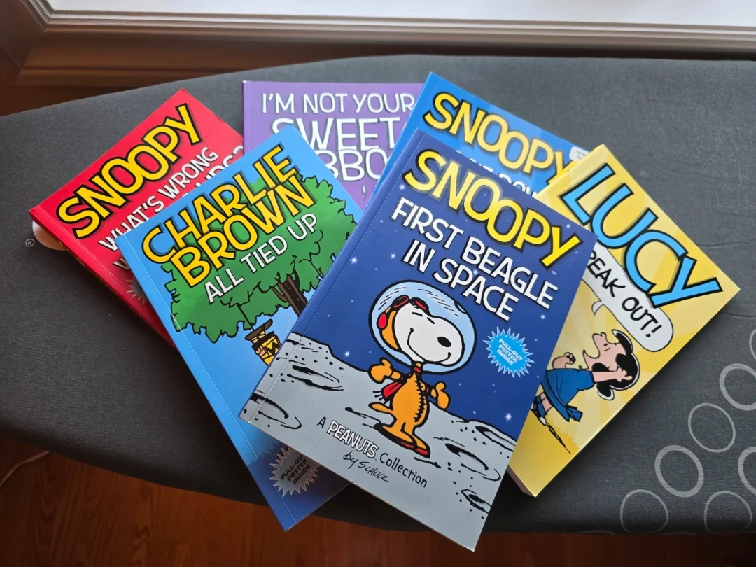 Peanuts / Snoopy / Charlie Brown Books Collection - photo 2