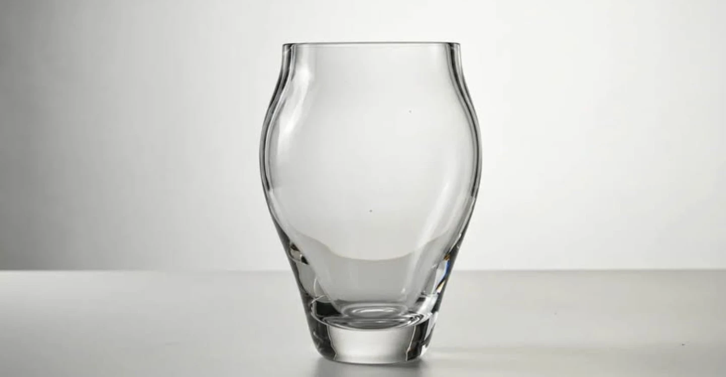 Clear Glass Vase - photo 2
