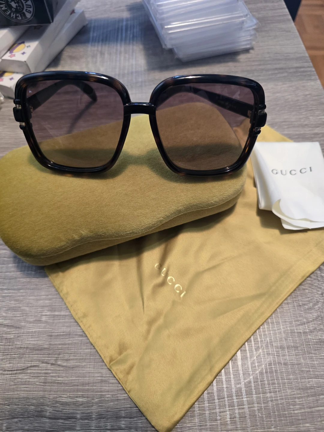 Gucci GG1066S Sunglasses- new