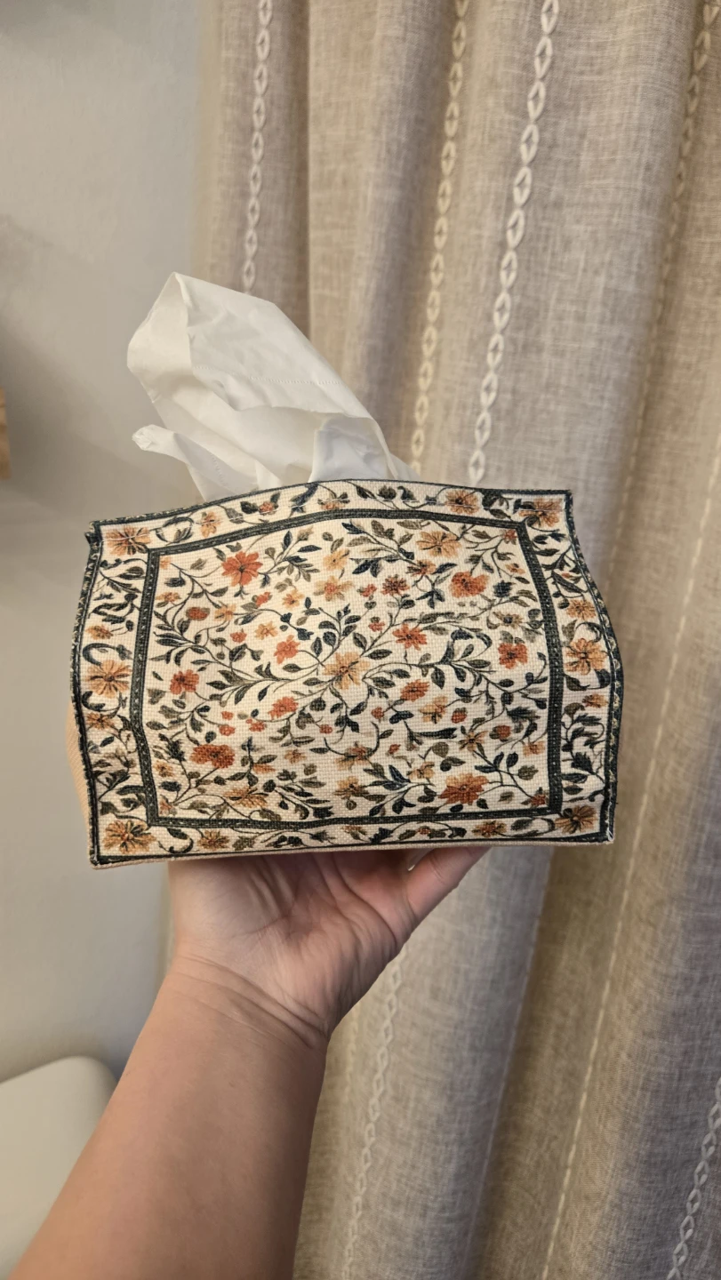 Tissue Box Cover - photo 2