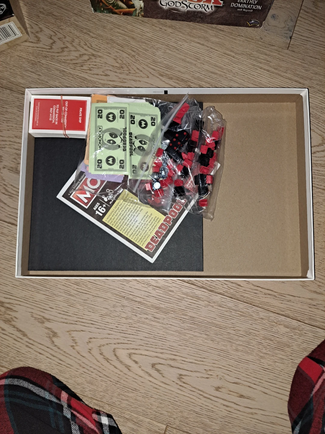 Monopoly Deadpool Edition Board Game - photo 3