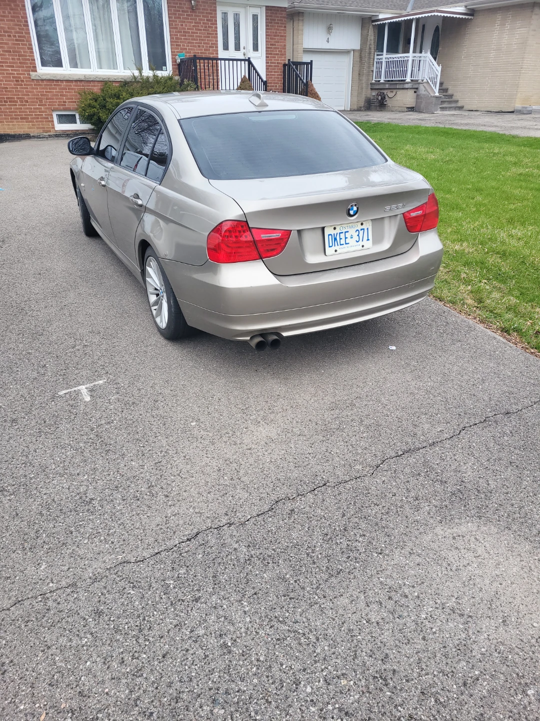 BMW 328xi Sedan - photo 4