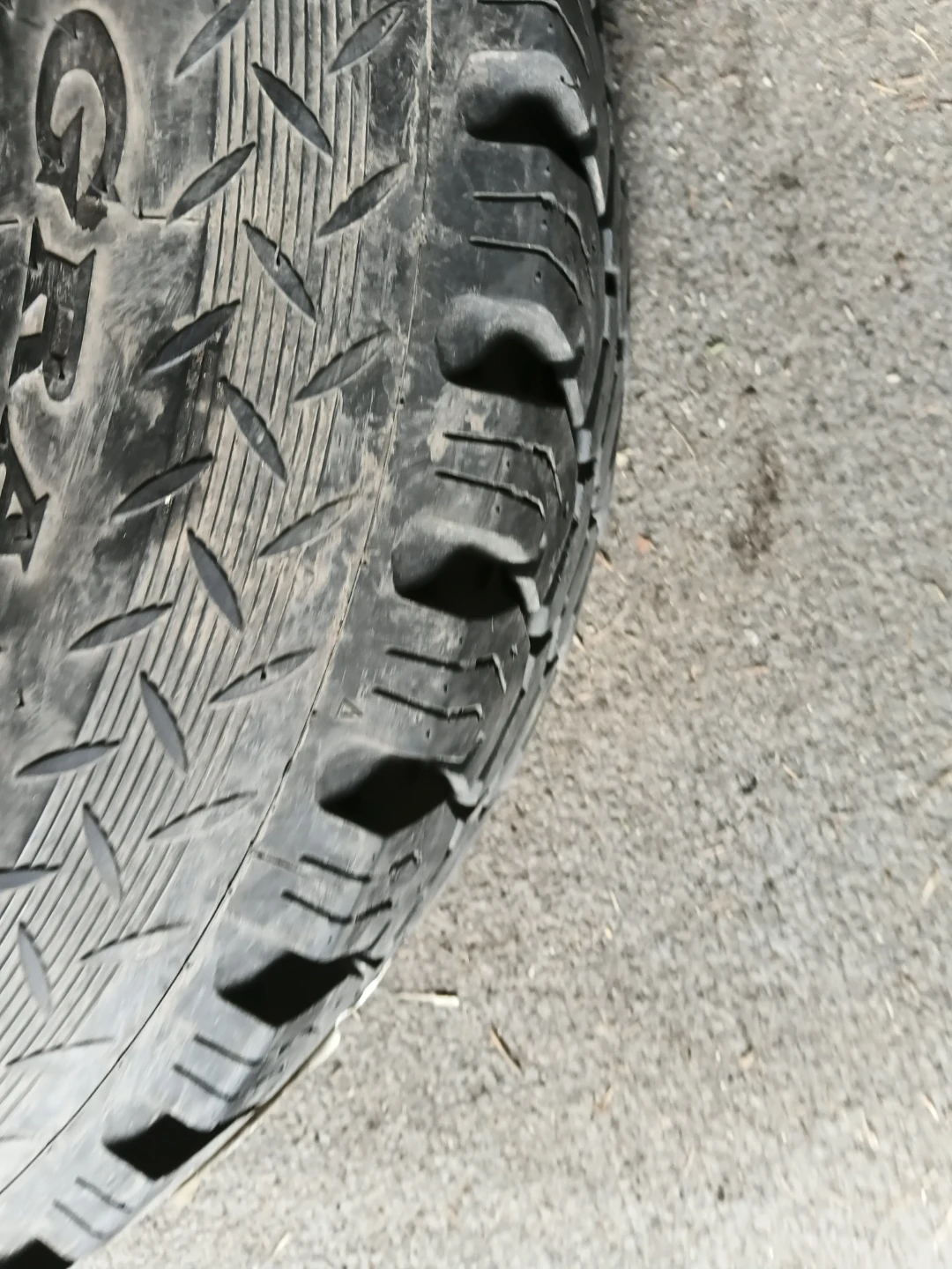 SEVER GRAPPLER M+S Steel Belted Radial Tire LT265/70R17
