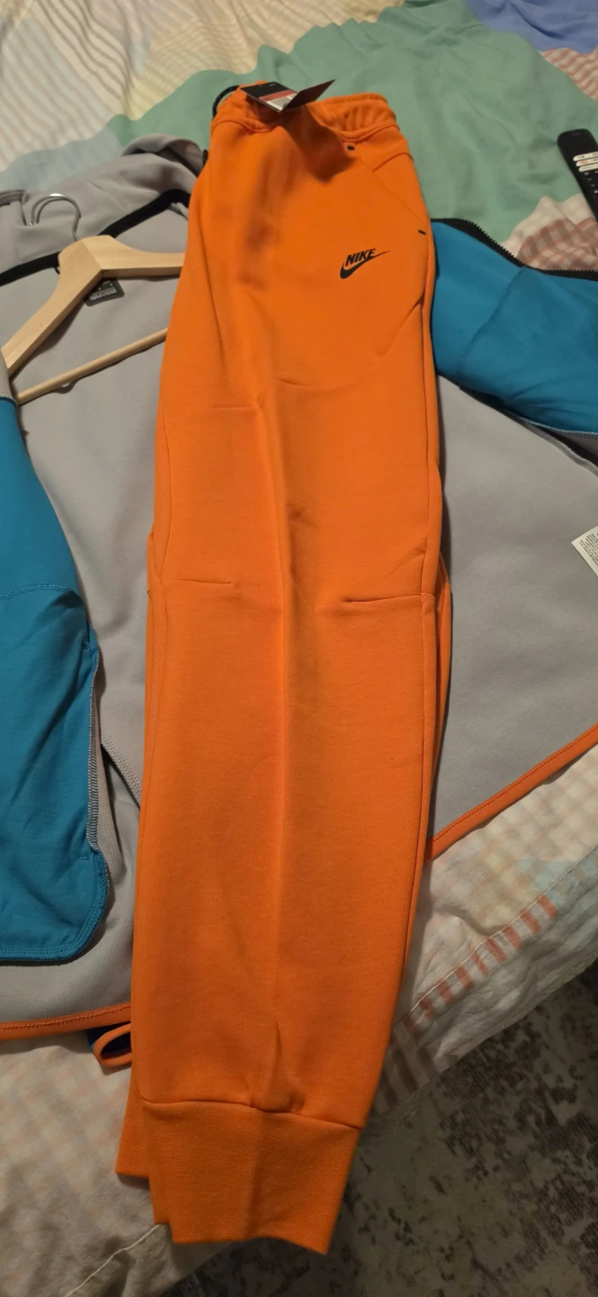 Nike Tech Fleece Full Zip Hoodie & Joggers Set - photo 2