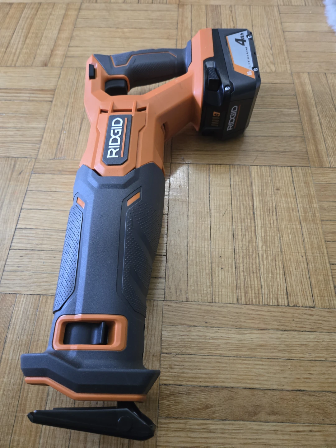 Ridgid Cordless Reciprocating Saw with 18V 4.0Ah Battery