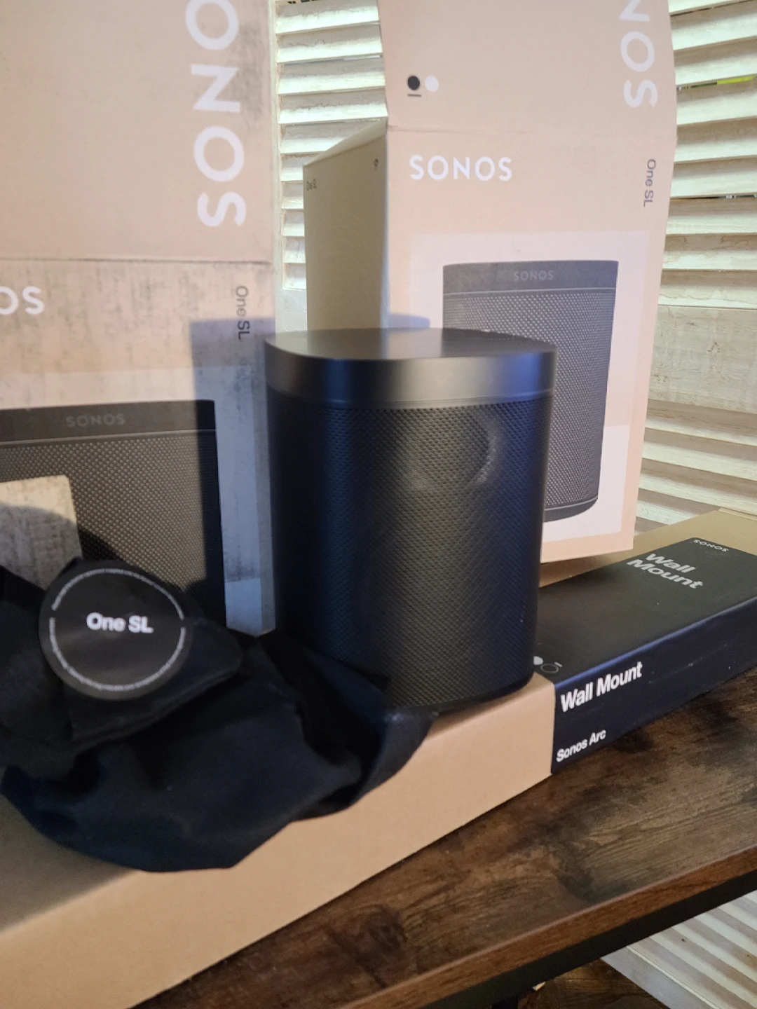 Sonos Arc, Sub, and One SL Speakers x2 with Wall Mount - photo 3