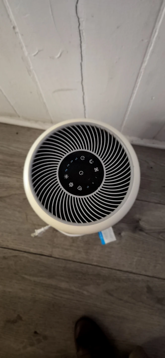 Levoit Air Purifier - photo 2