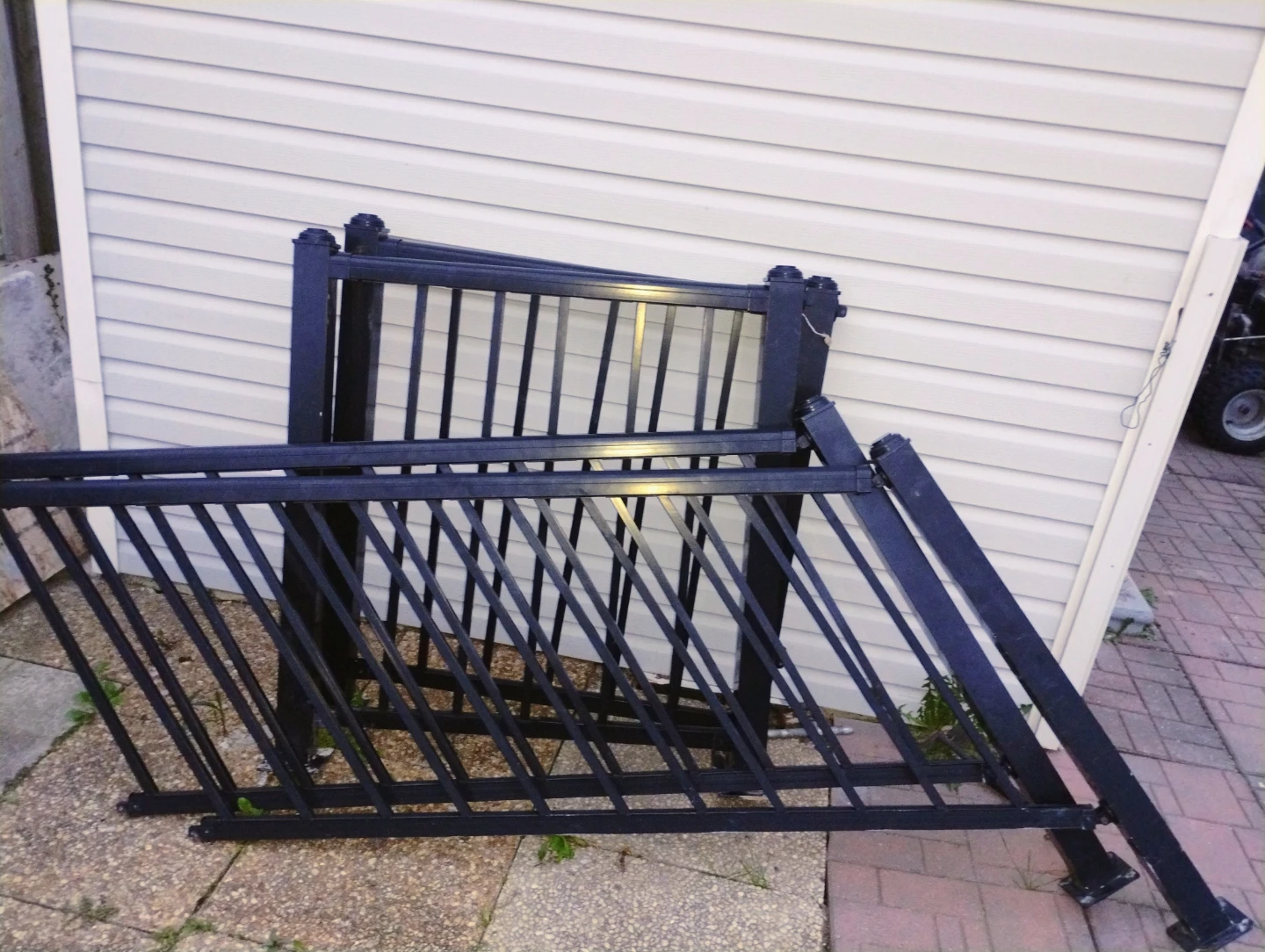 Black Metal Deck Railing Sections - photo 2