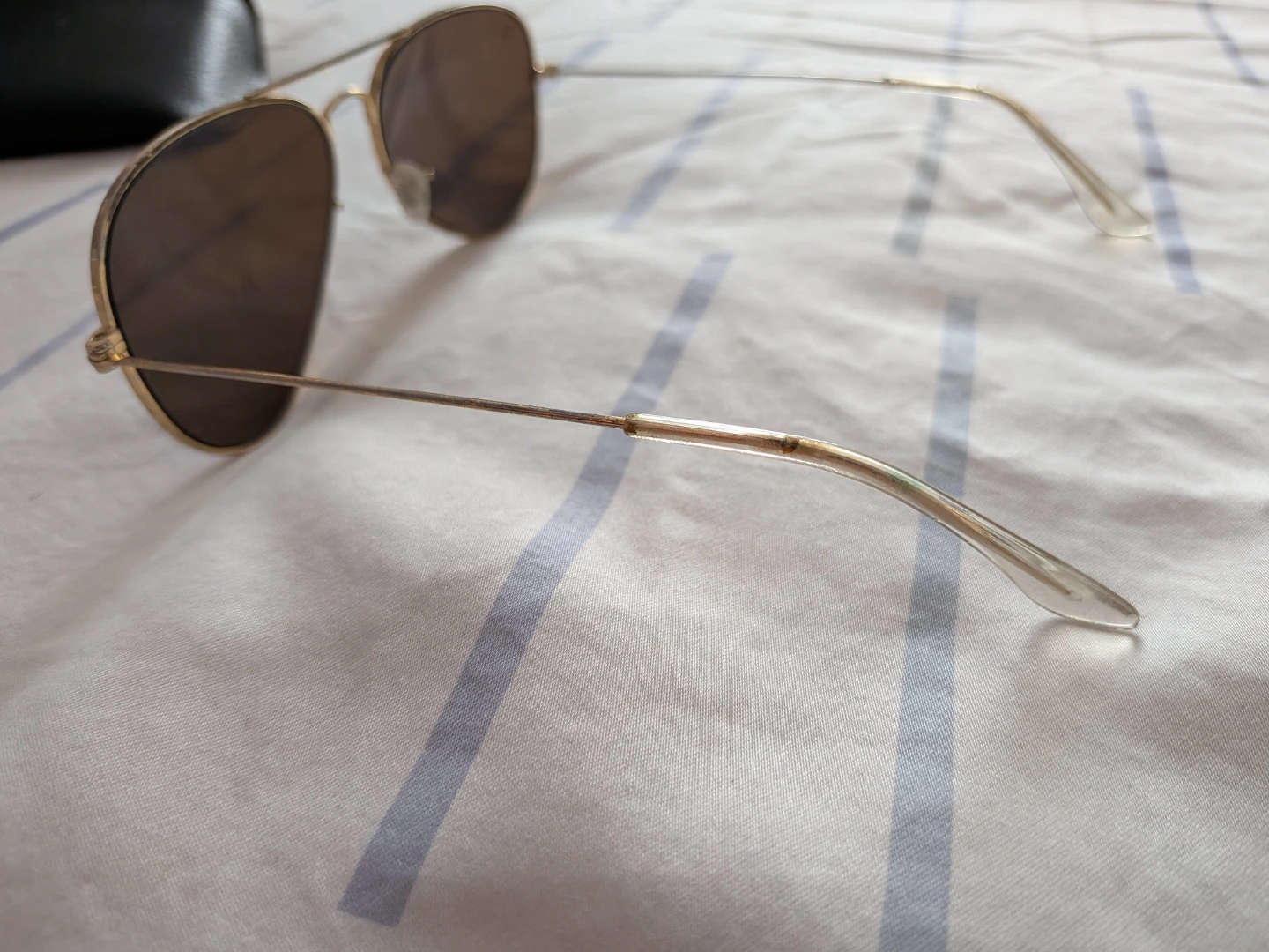 Ray-Ban Aviator Sunglasses with Case - photo 4
