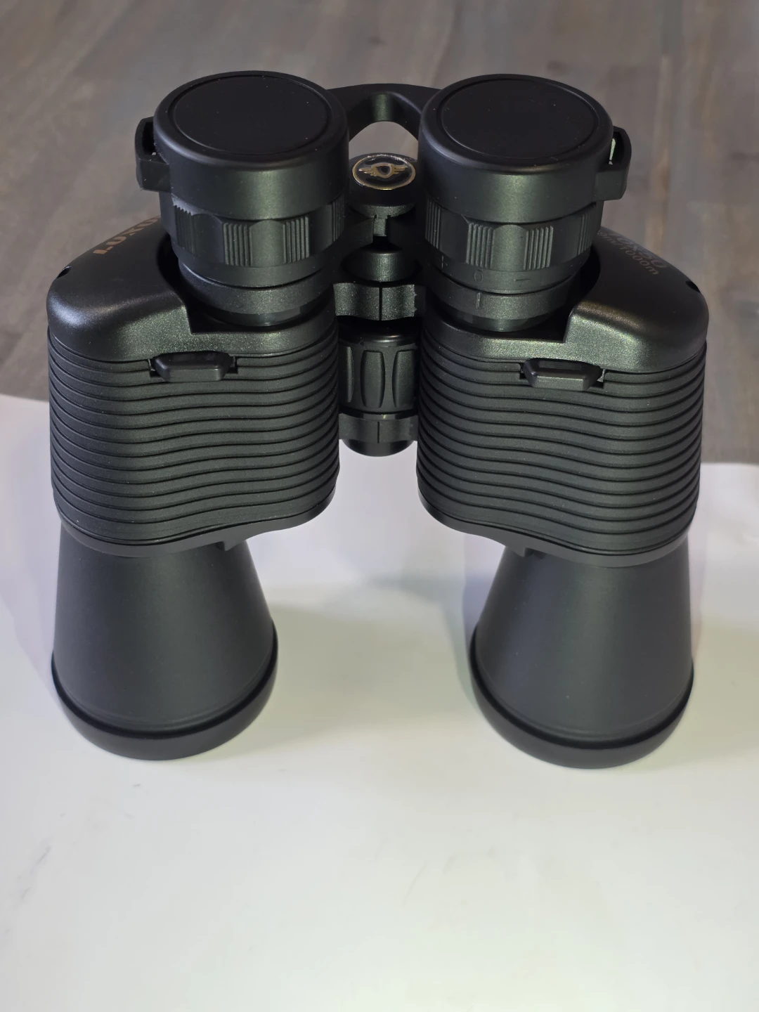Brand New LUXUN 10x50HD Ultra Sharp Vision Binoculars - photo 2