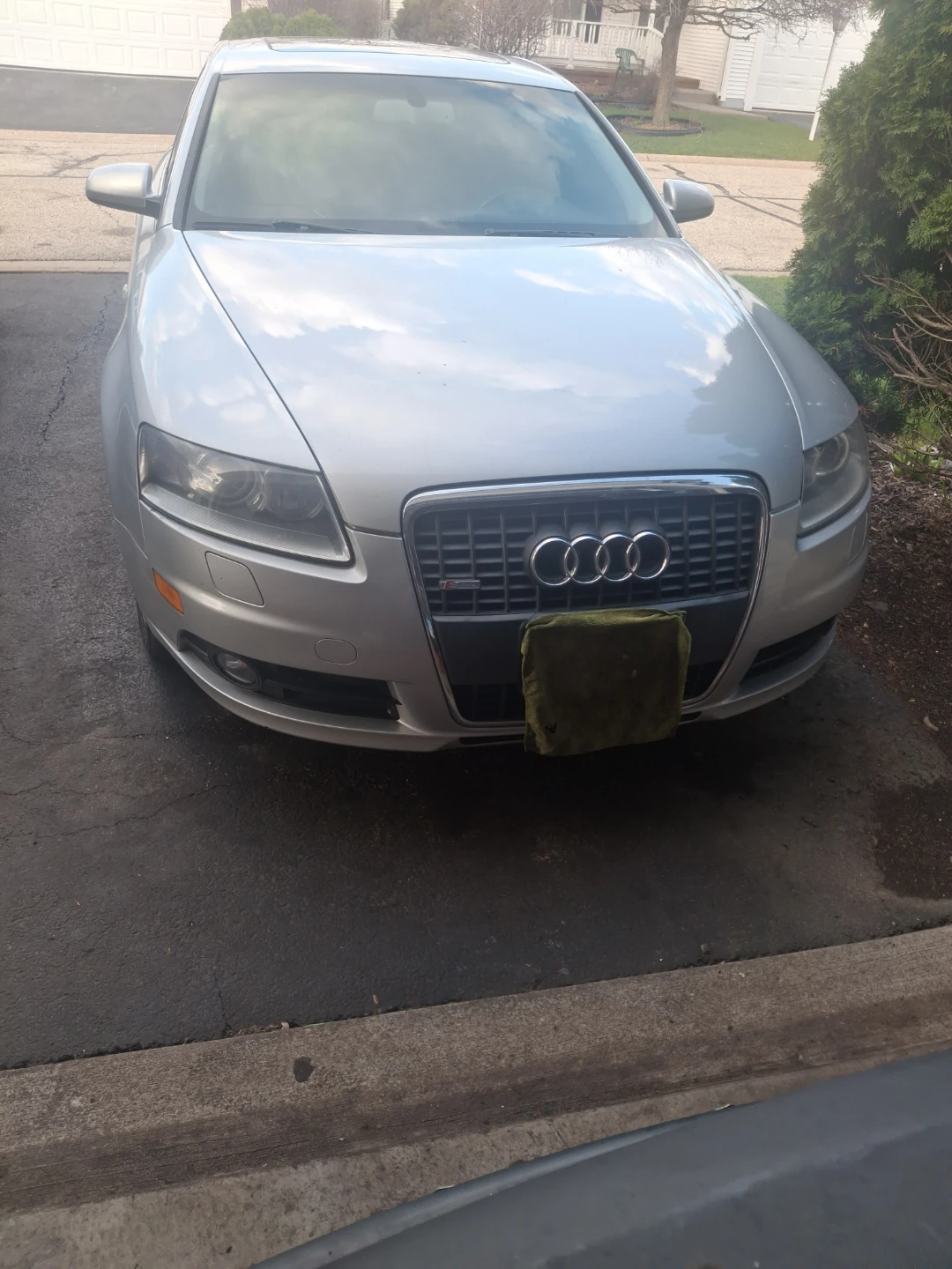 Silver Audi A6 3.2 Quattro Sedan