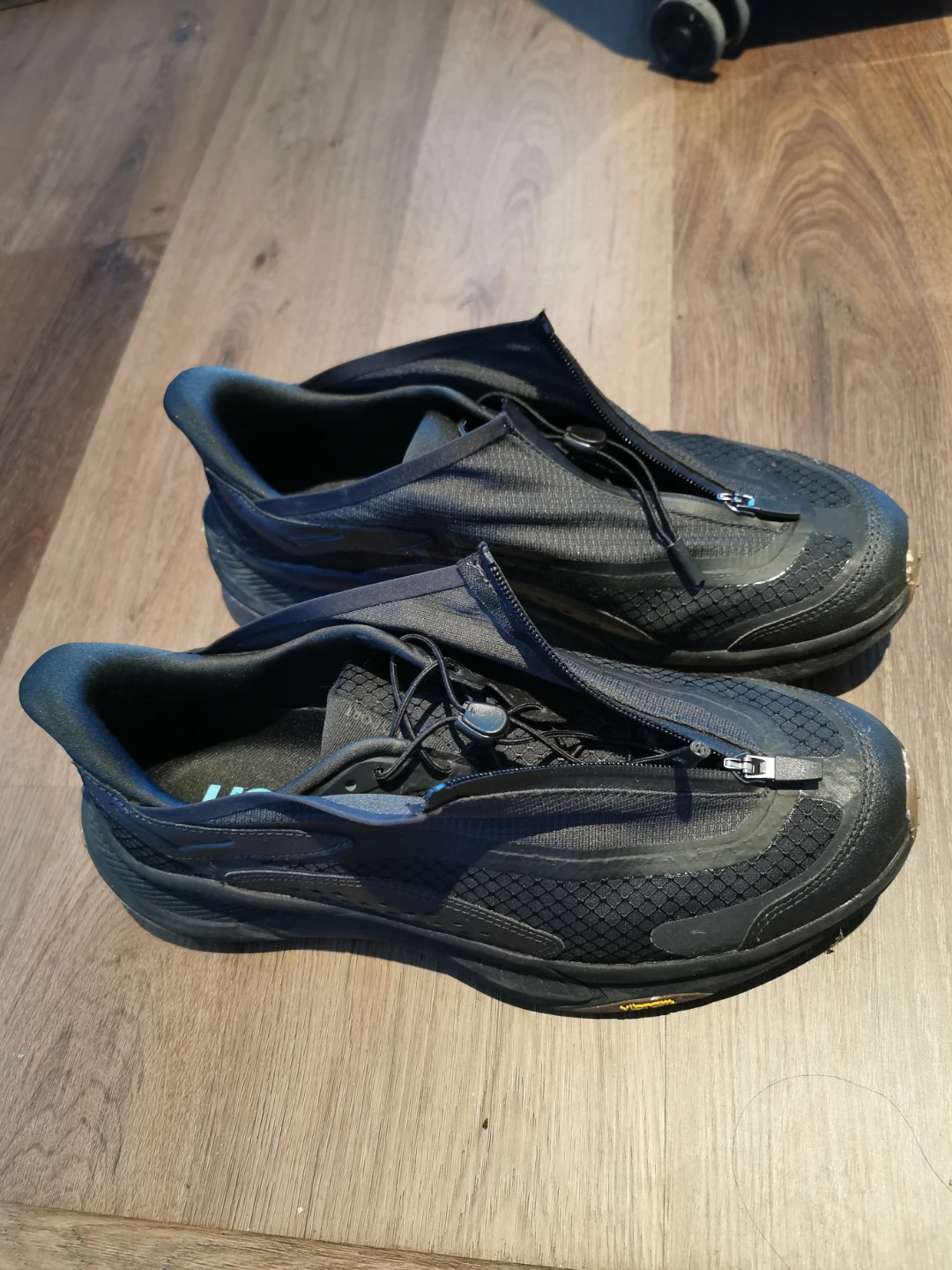 Hoka project transport size US 13 - photo 2