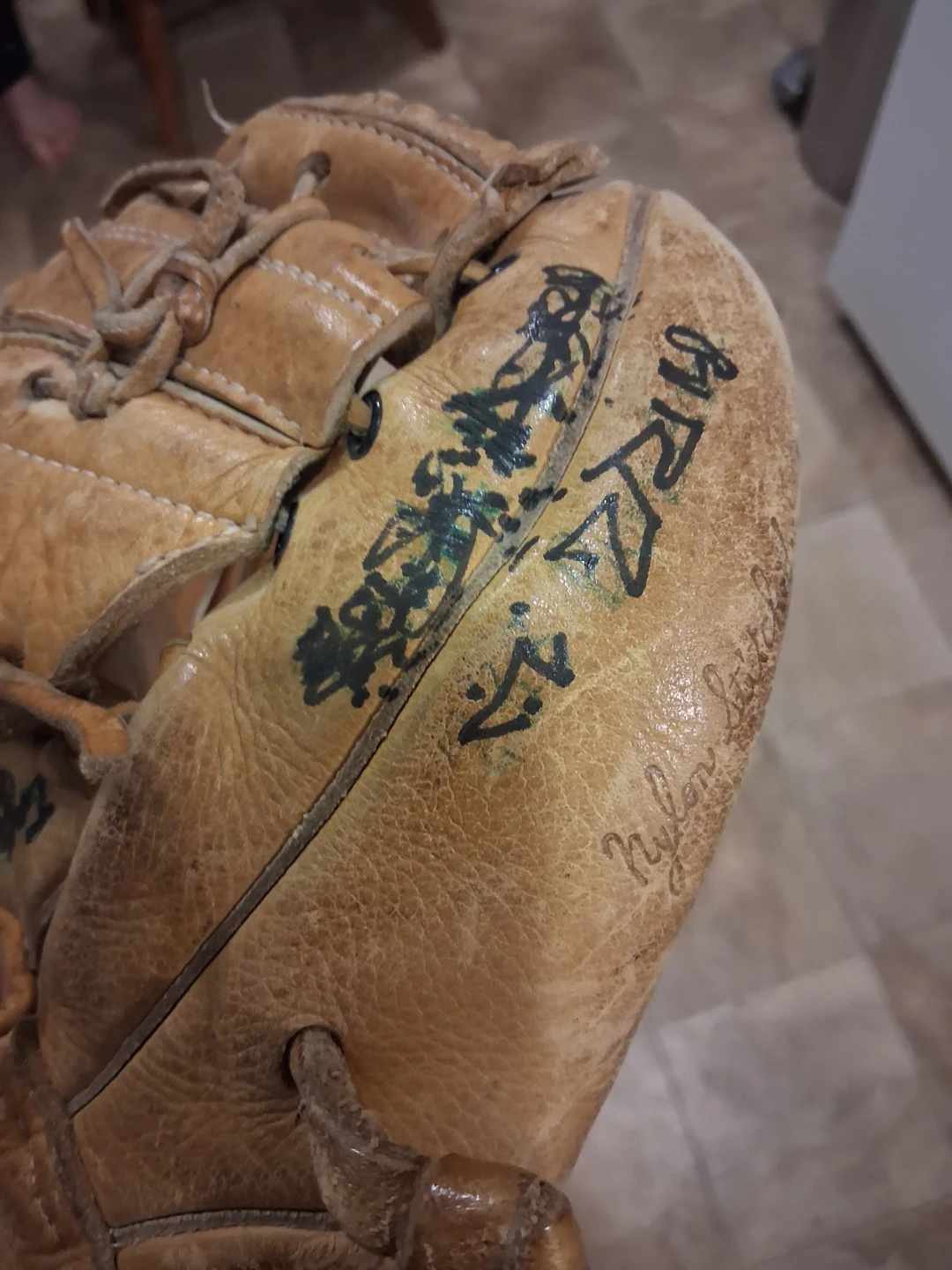 Vintage The Hollander Baseball Glove - photo 2