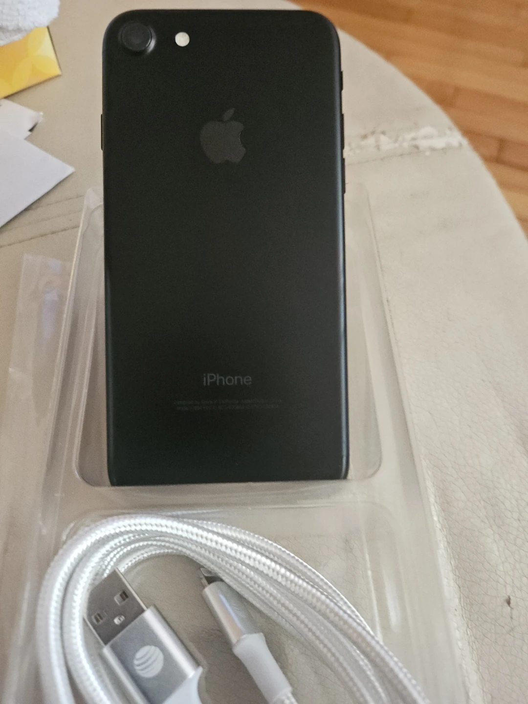Apple iPhone 7 32GB Black Unlocked - photo 2