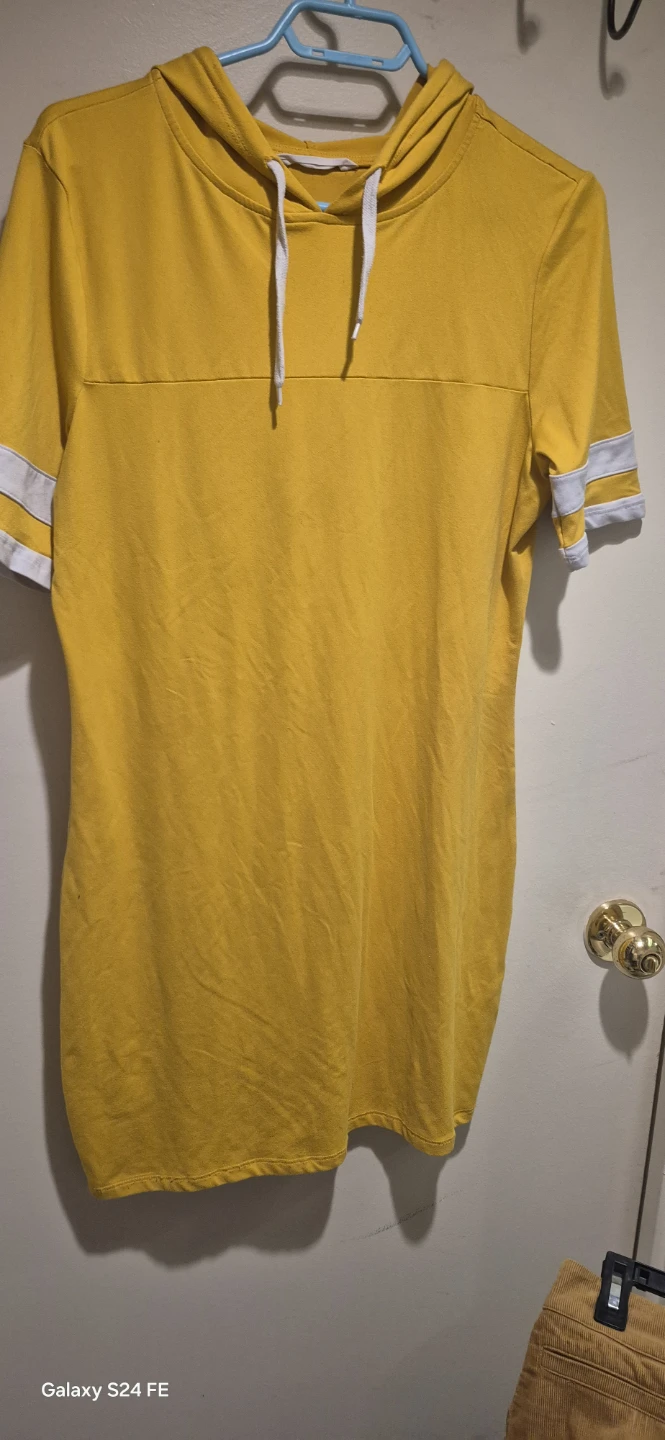 Bluenotes Yellow Short Sleeve Hoodie Dress - Size L
