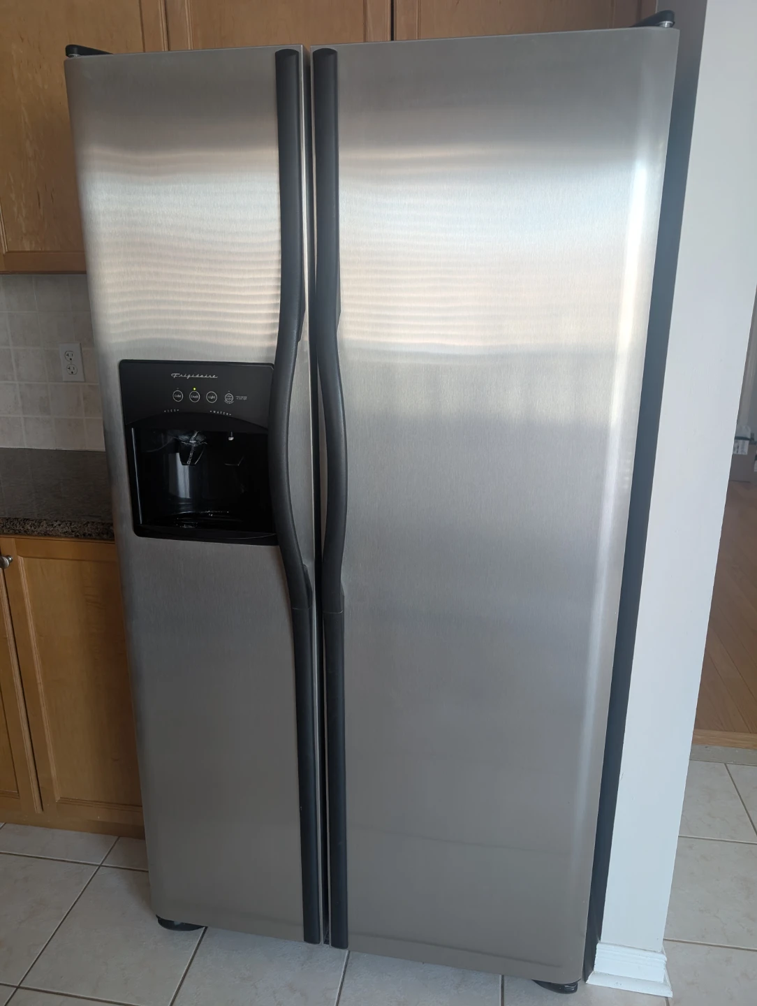 Frigidaire Side-by-Side Refrigerator