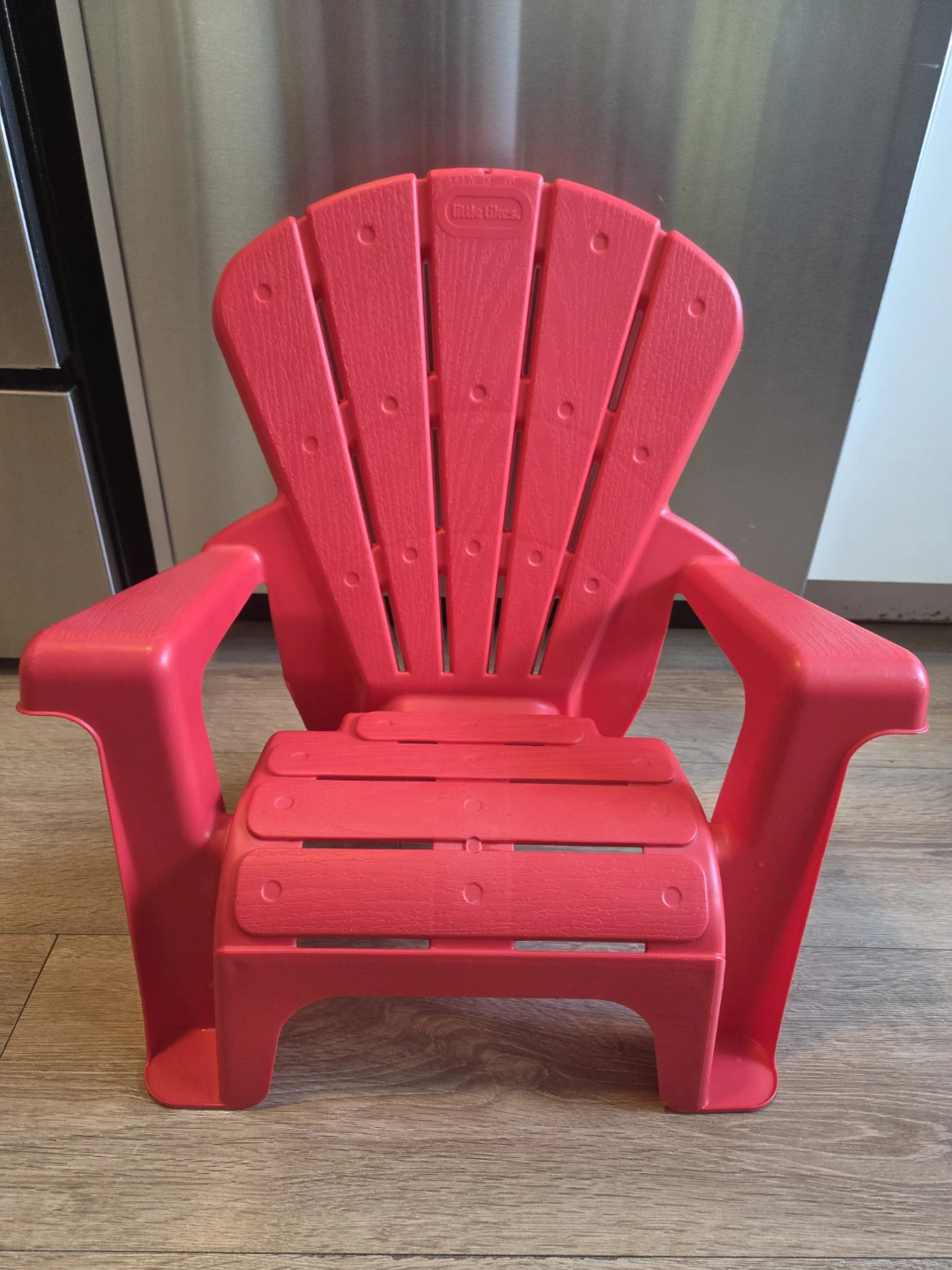 Little Tikes Garden Outdoor Portable Chair - Red