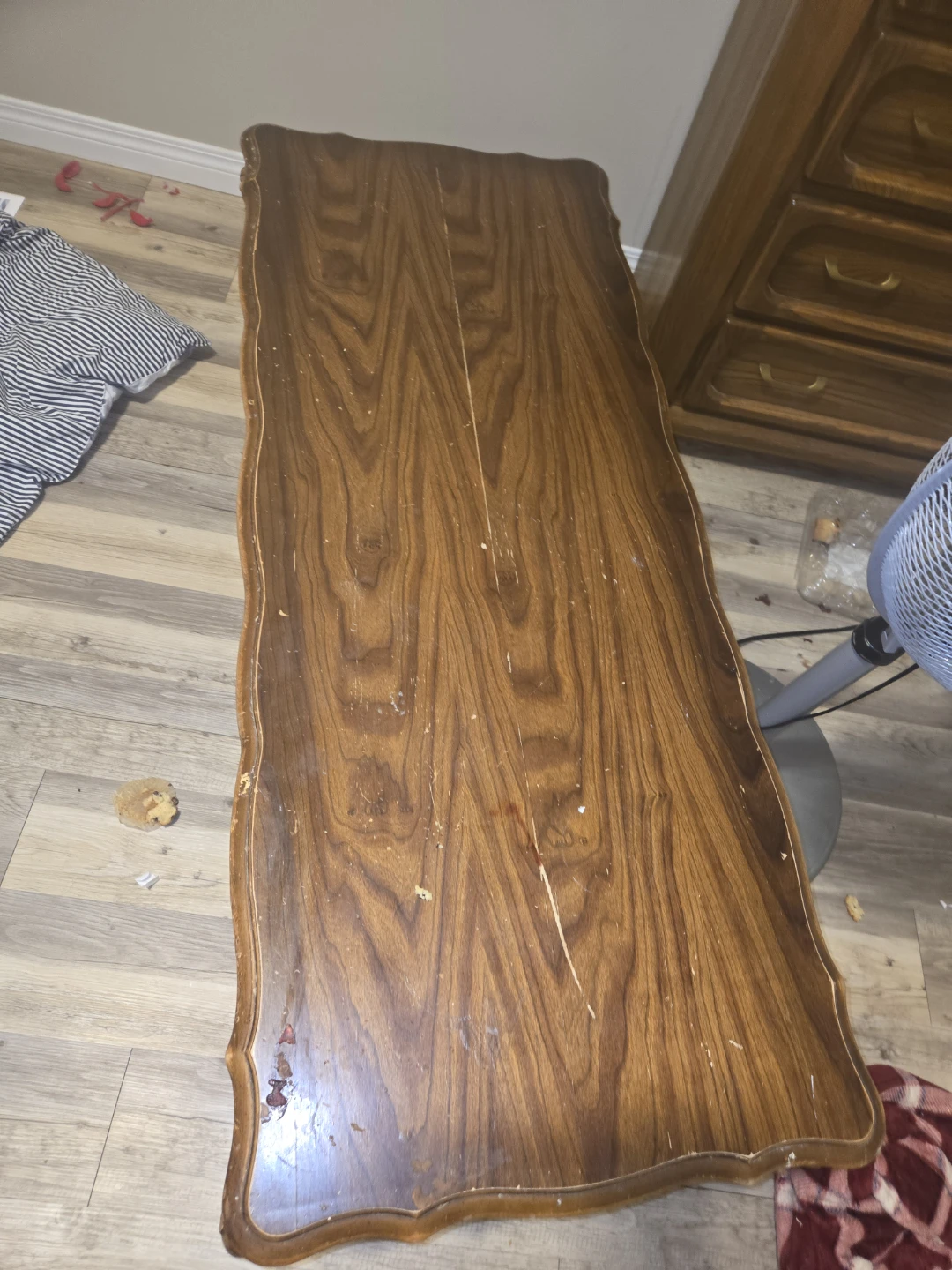 Low,  long coffee table - photo 2