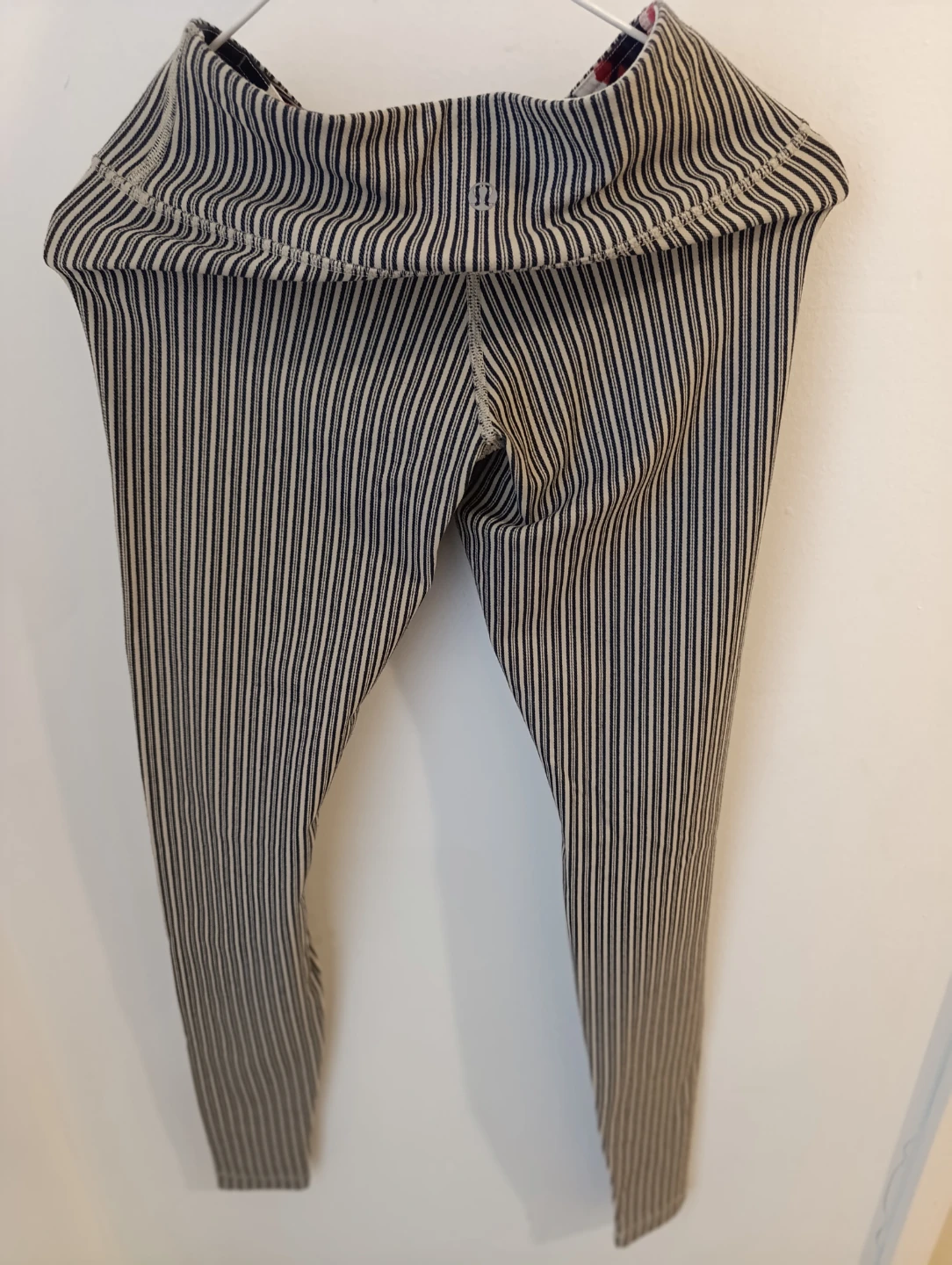 Lululemon Athletic Leggings - Black & White Print / Stripes - photo 5