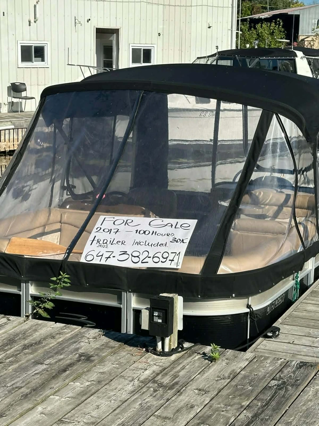 Bennington 18ft Pontoon Boat with Trailer