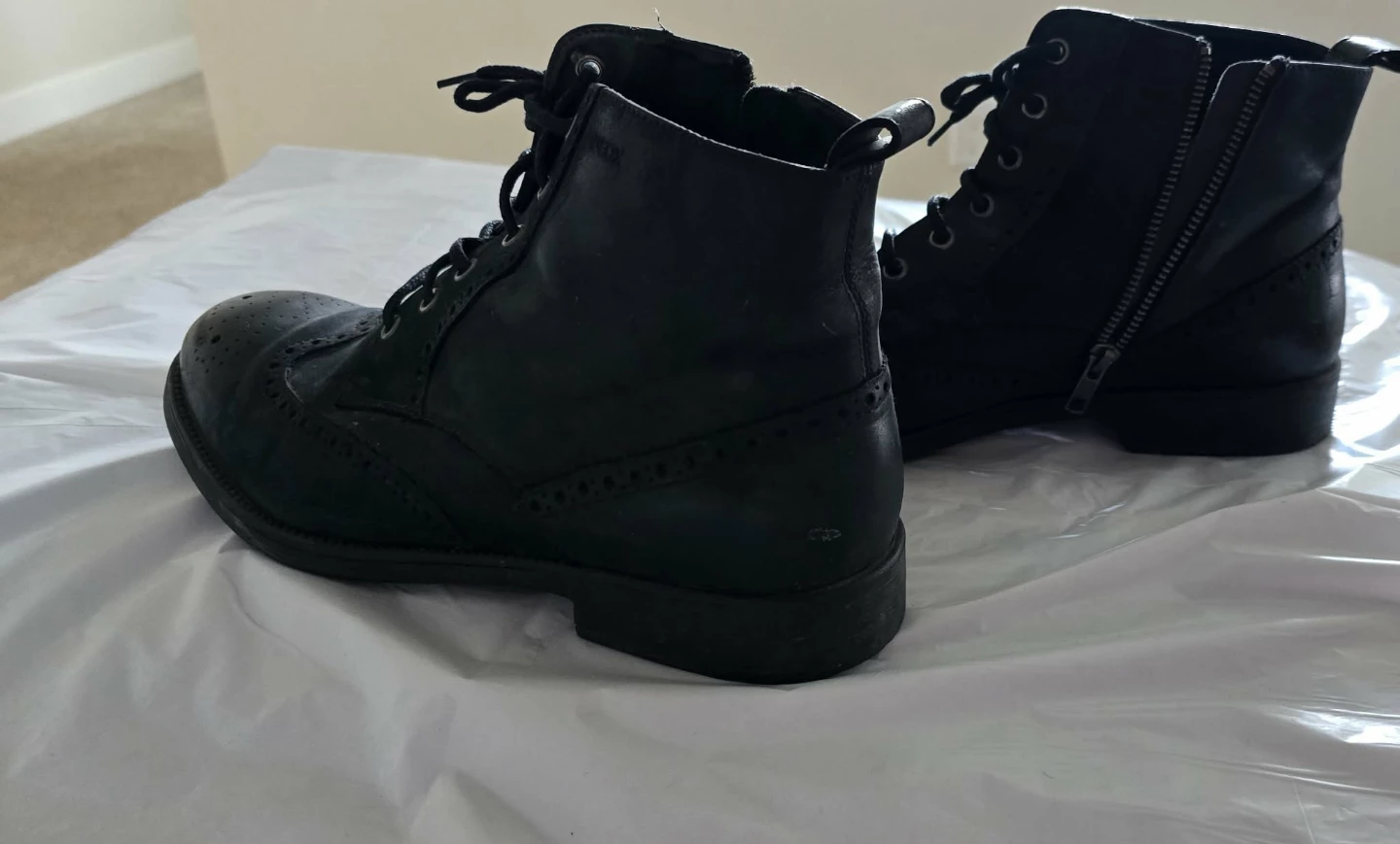GEOX Black Leather Wingtip Lace-Up Boots - photo 4