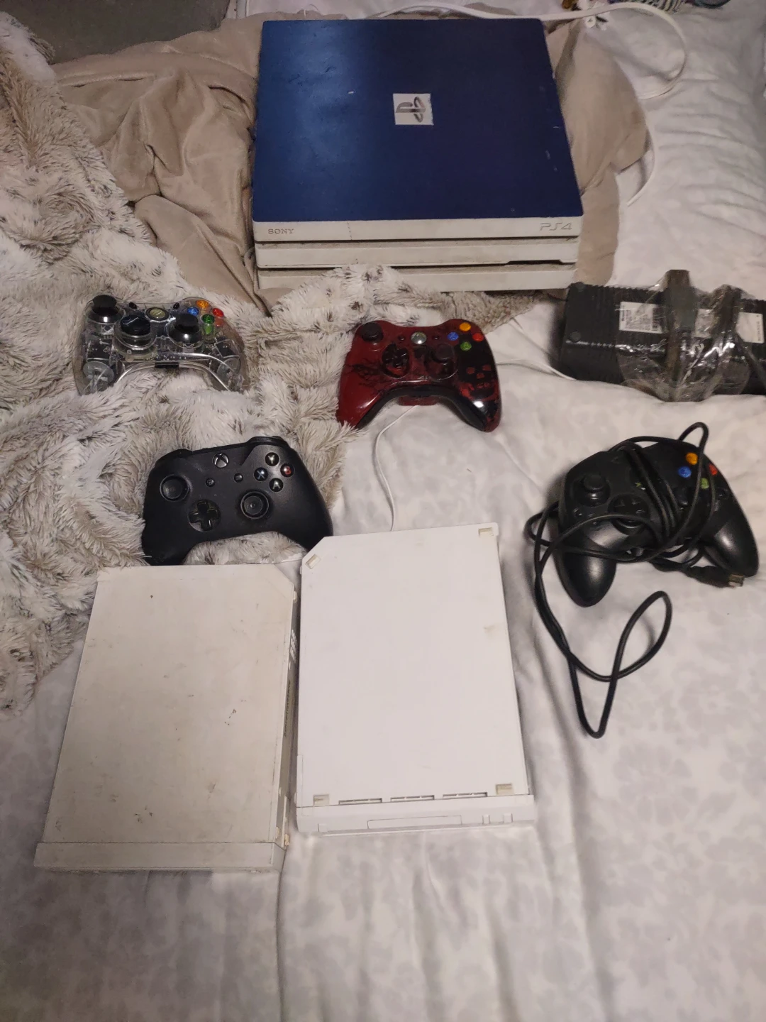 Bundle of Video Game Consoles and Controllers - photo 3