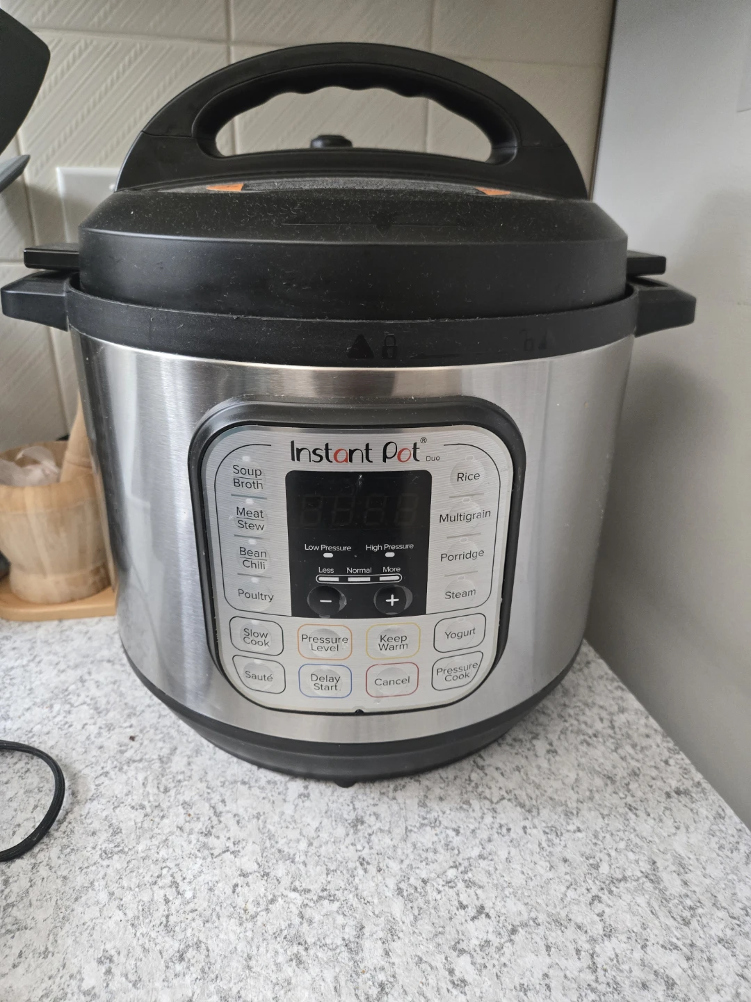 Instant Pot Duo 7-in-1 Electric Multi-Cooker, 8 Quart