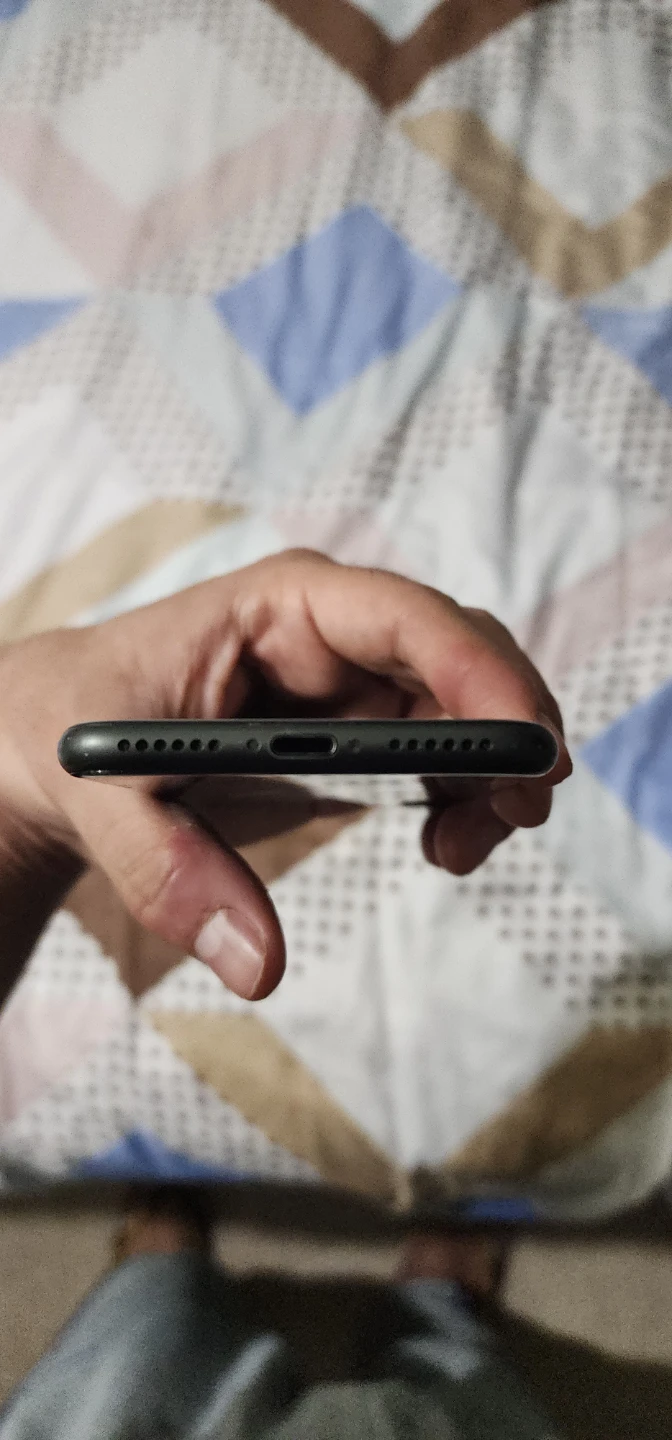 Apple iPhone 8 black used - photo 3