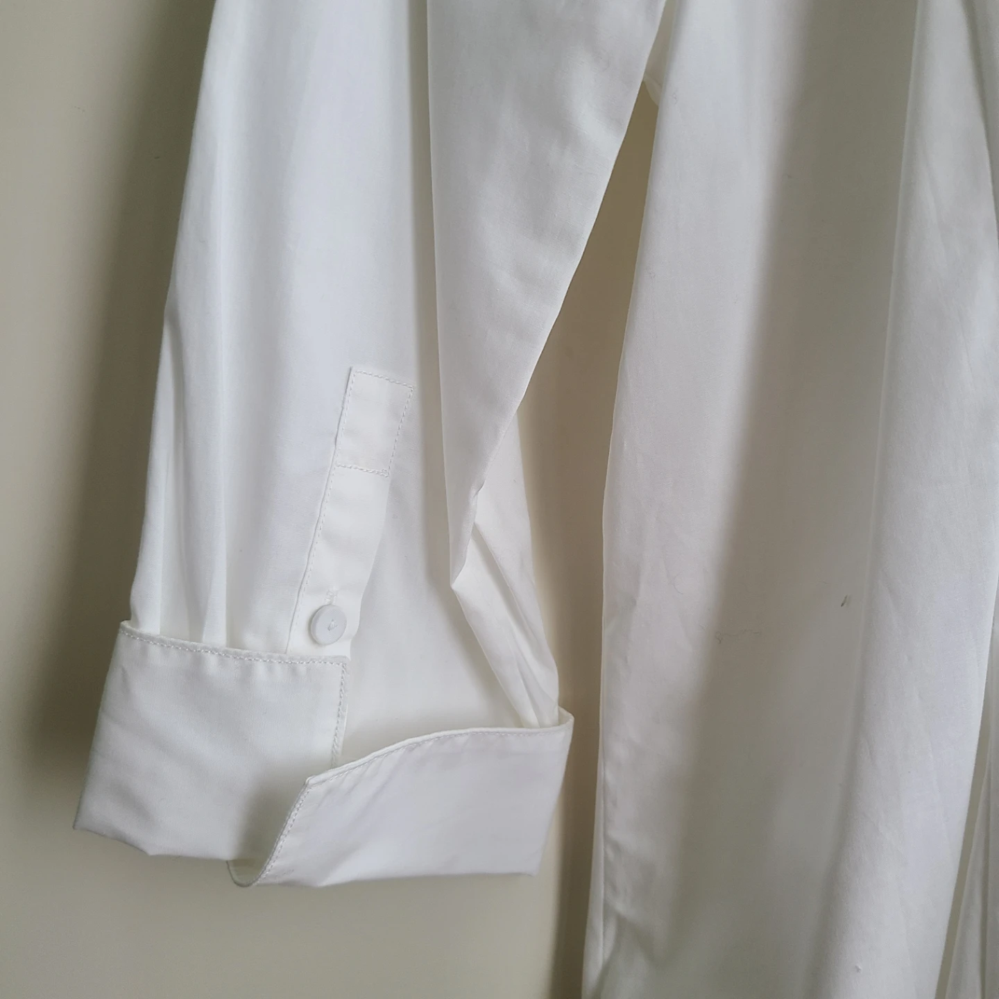BNWT Talbots White Ruffle Collar Blouse - Size 6P 🌱 - photo 5