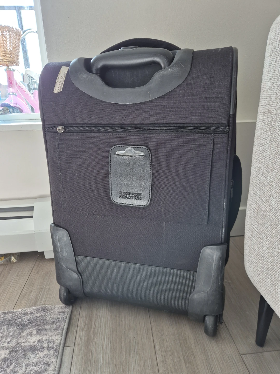 Kenneth Cole Reaction Black Carry-on - photo 4