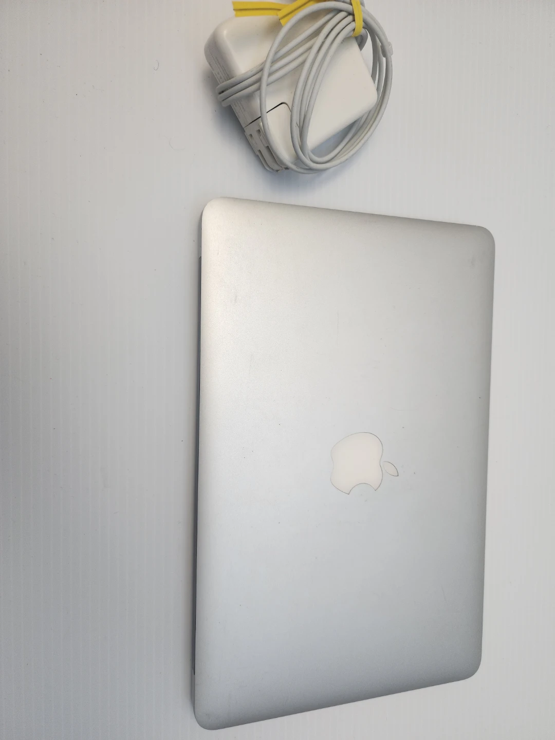 Apple MacBook Air Laptop - photo 3