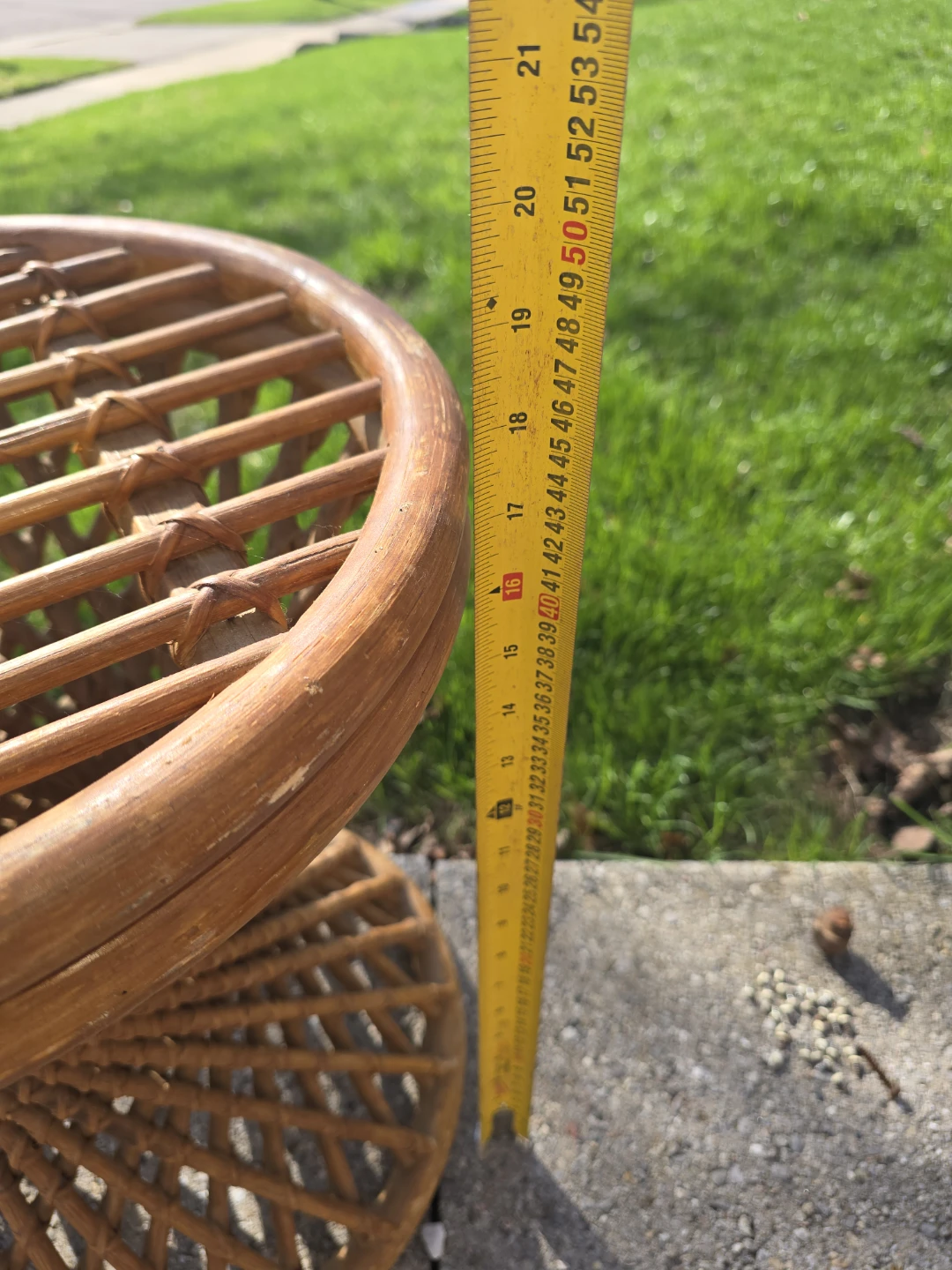 vintage wicker plant stand - photo 2