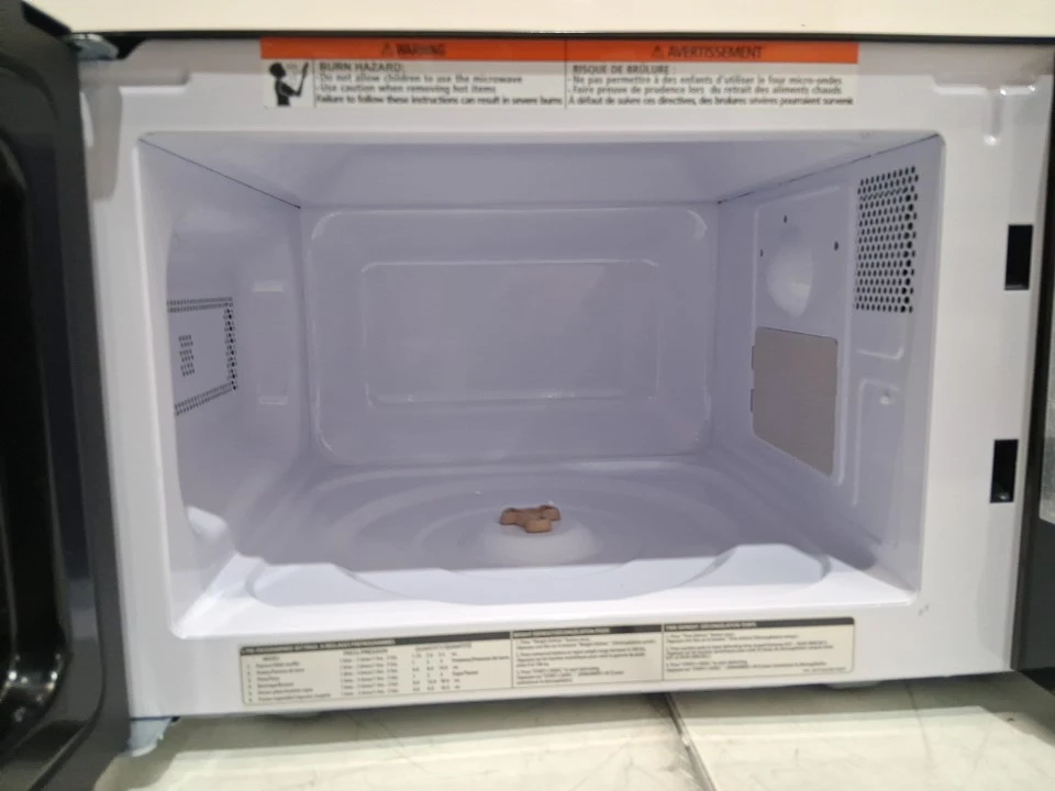 ✨ Black+Decker Digital Microwave – Like New! ✨ - photo 5