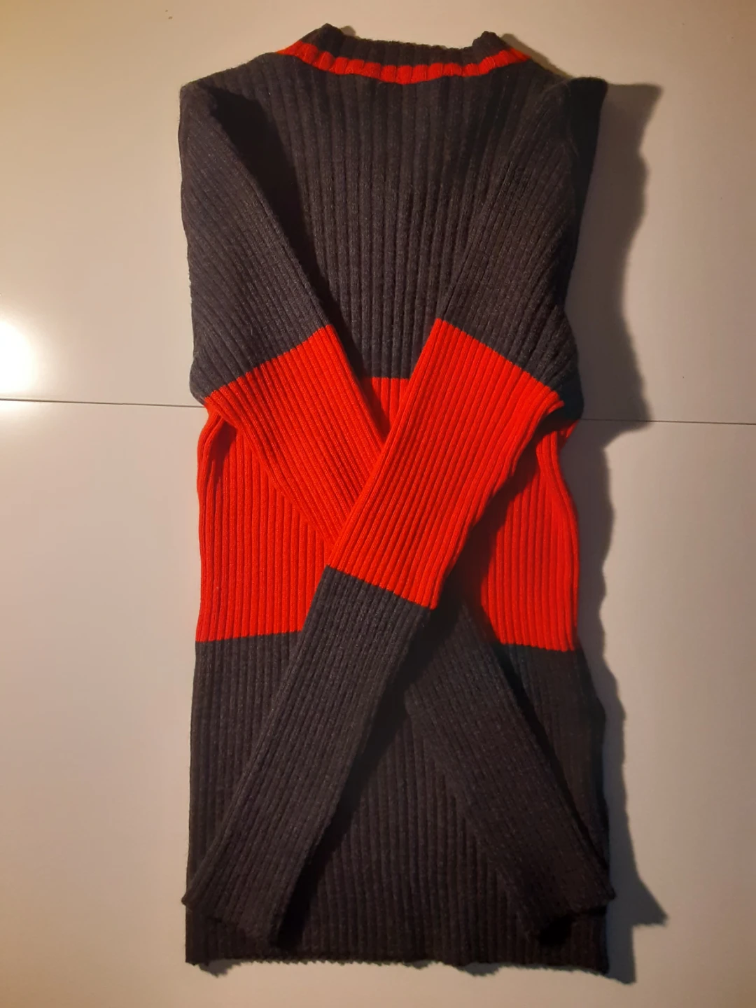 100% Pure New Wool Knit Sweater | S: S/M - photo 4