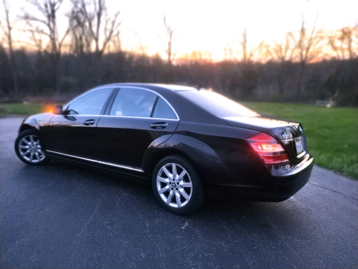 Mercedes-Benz S550 Sedan - photo 3