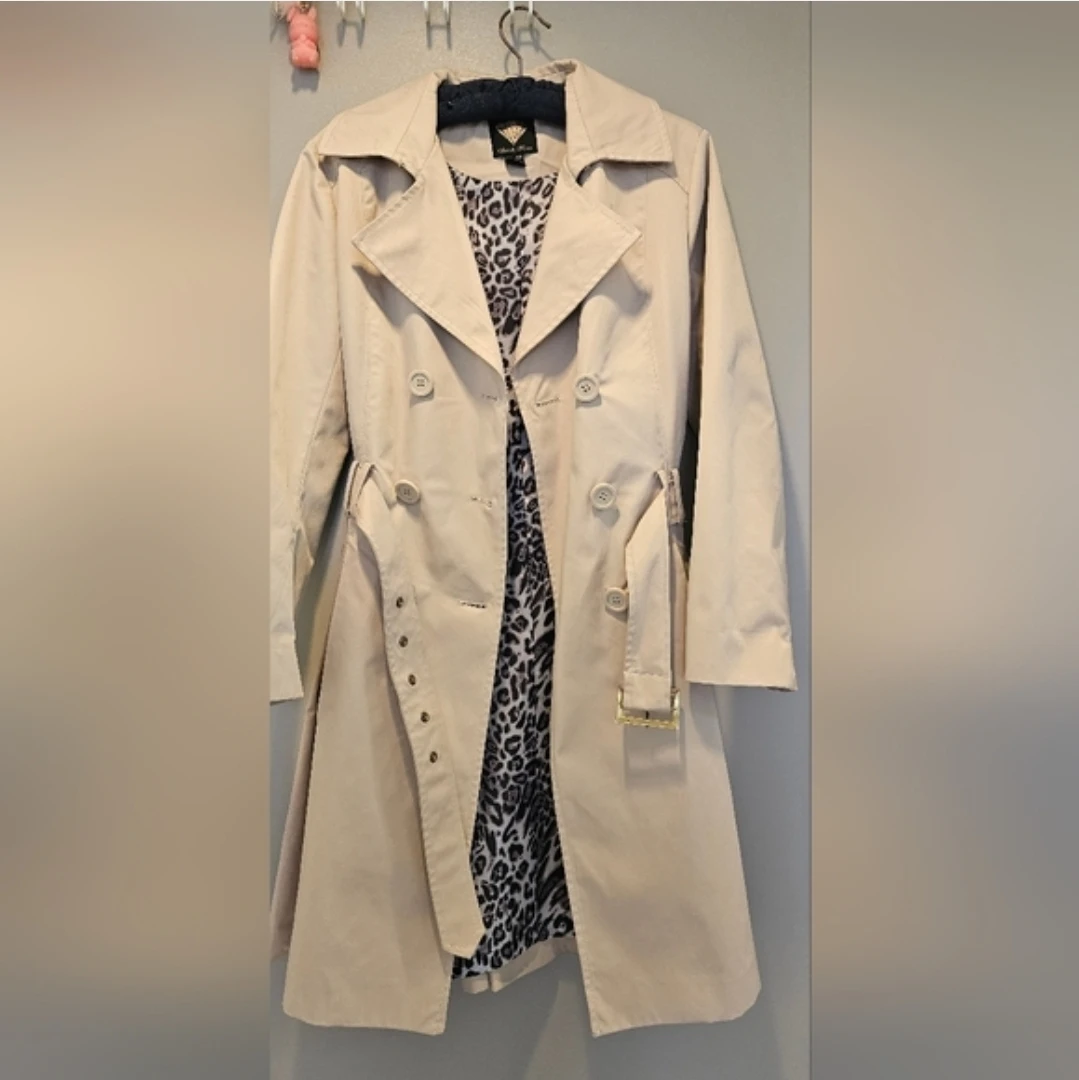 Sarah Kern Trench Coat - photo 3