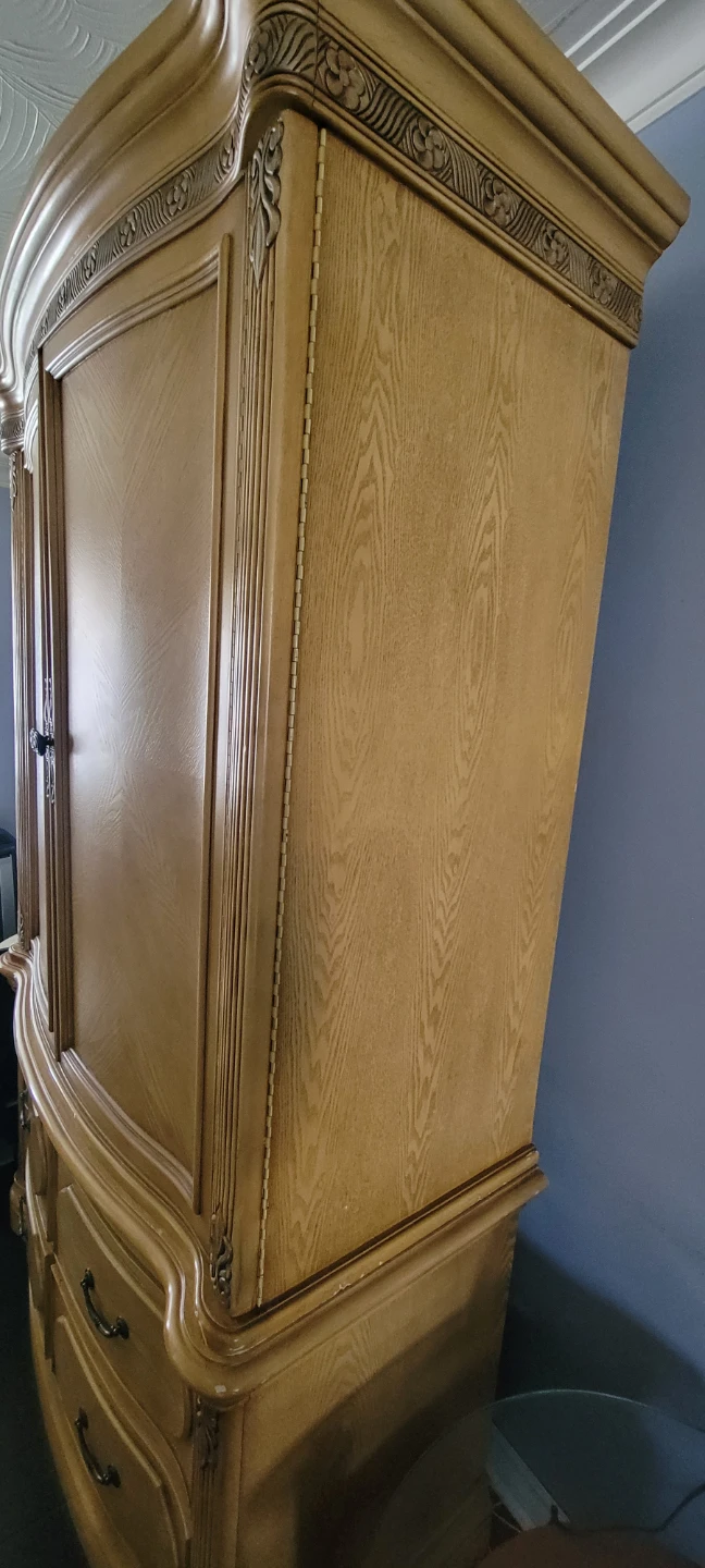 Solid Wood Armoire Dresser - photo 3