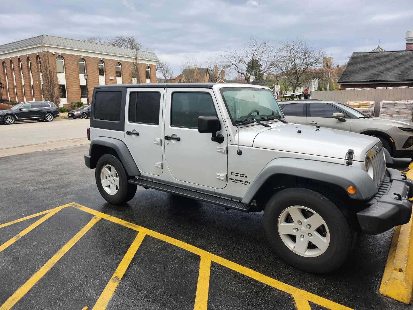 Jeep Wrangler Sport 4x4 SUV 2012
