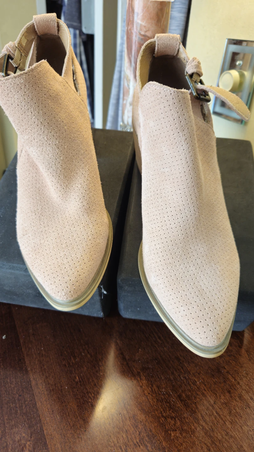 Gianni Ferri Suede Ankle Boots - Pink - Size 3.5
