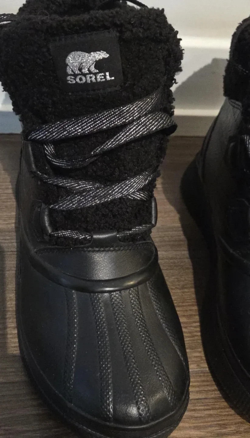 Black Sorel Winter Boots size 10