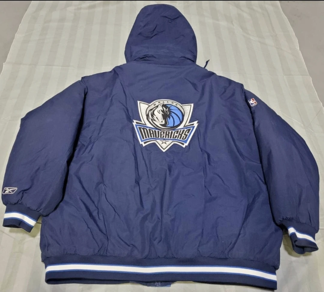 Early 2000's Reebok Dallas Mavericks jacket sz XXL
