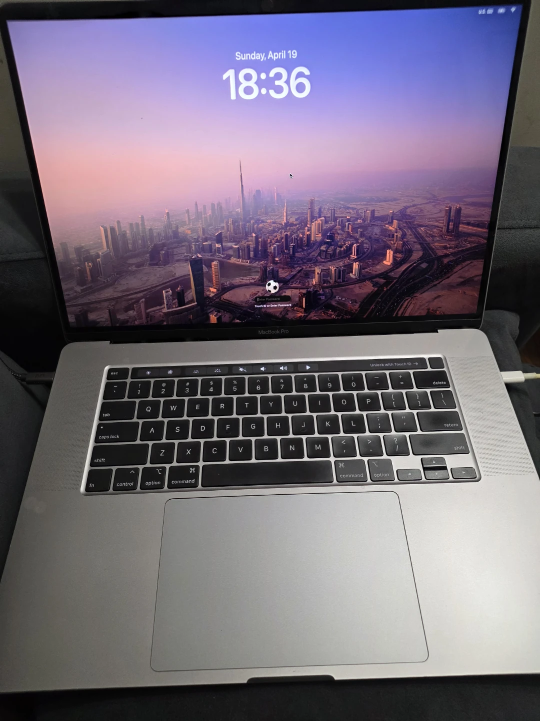 Apple MacBook Pro 2019 16inch