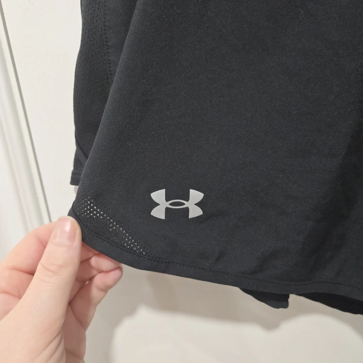 Under Armour Black Loose Athletic Shorts - photo 3