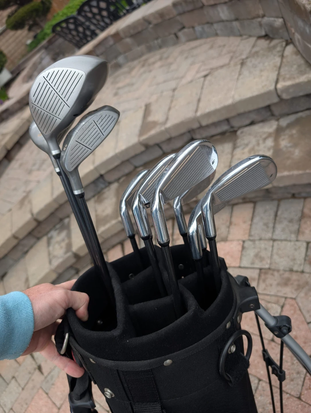 Men's right handed golf clubs with Bag and balls - photo 4