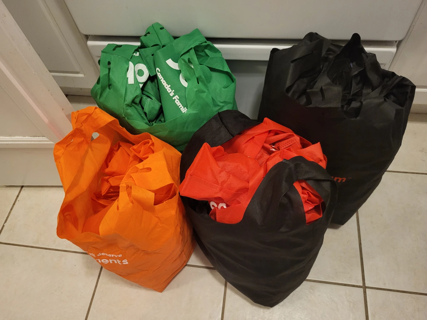 Reusable grocery bags
