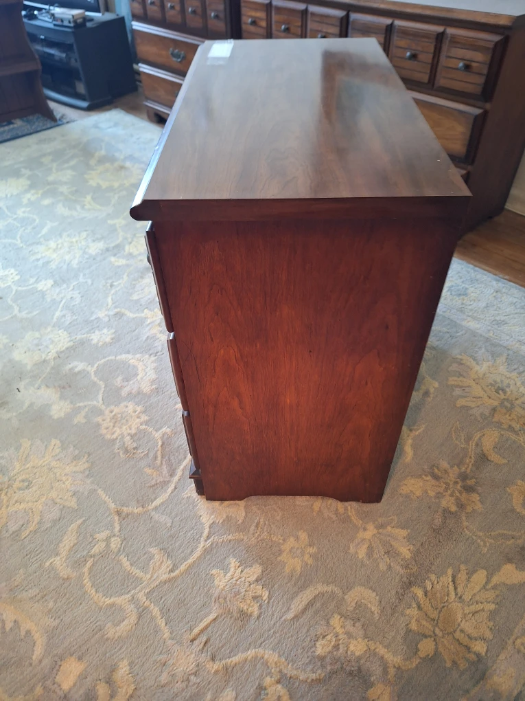 Wooden Chest of Drawers - photo 5